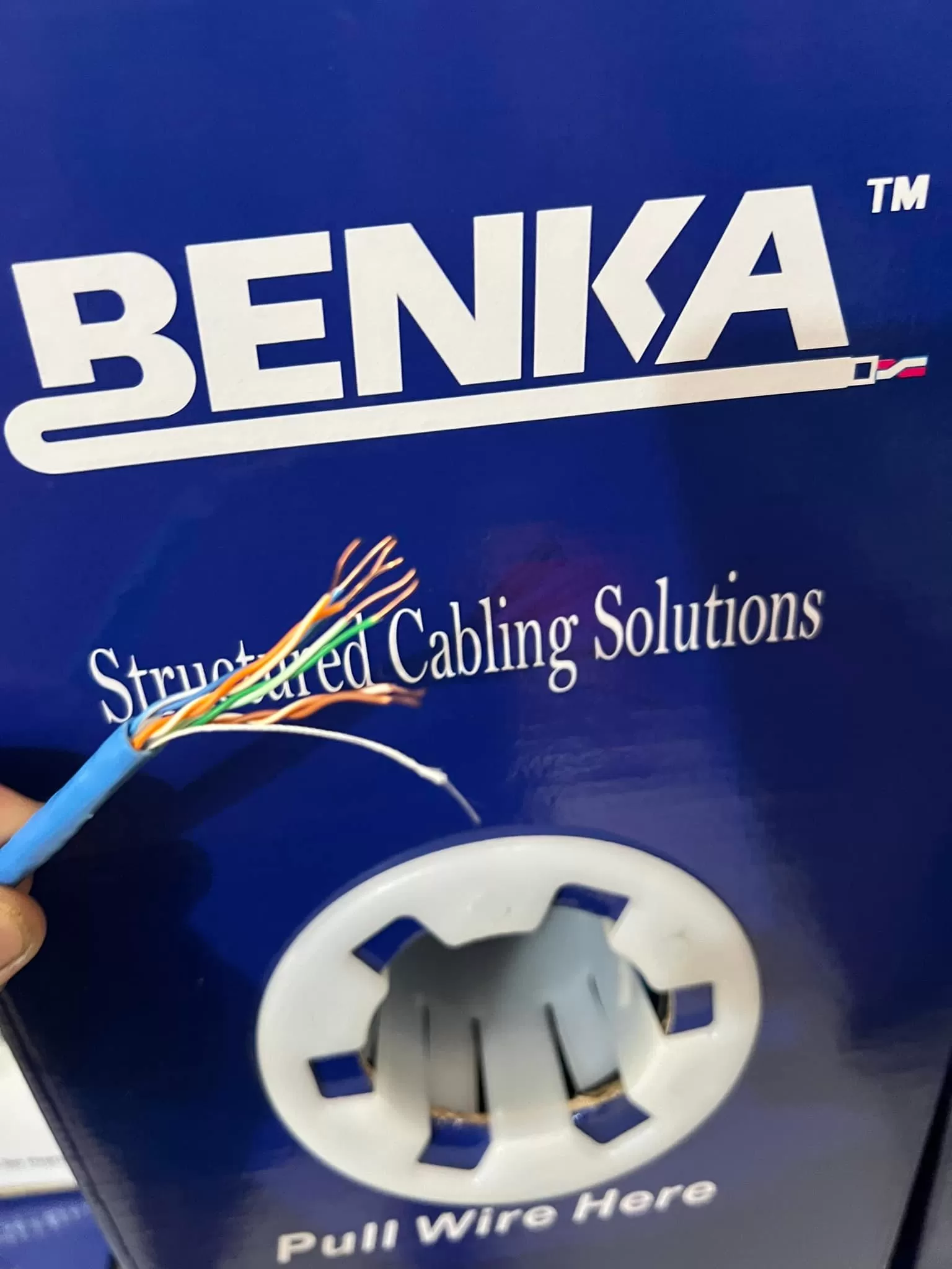Cáp Mạng Benka U/UTP Cat6 4×2×23 AWG 313 4223C6